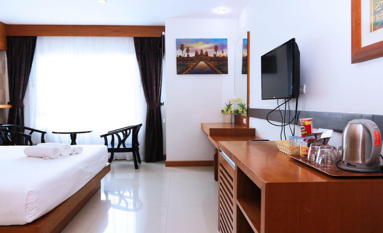 Alexander Hotell Patong